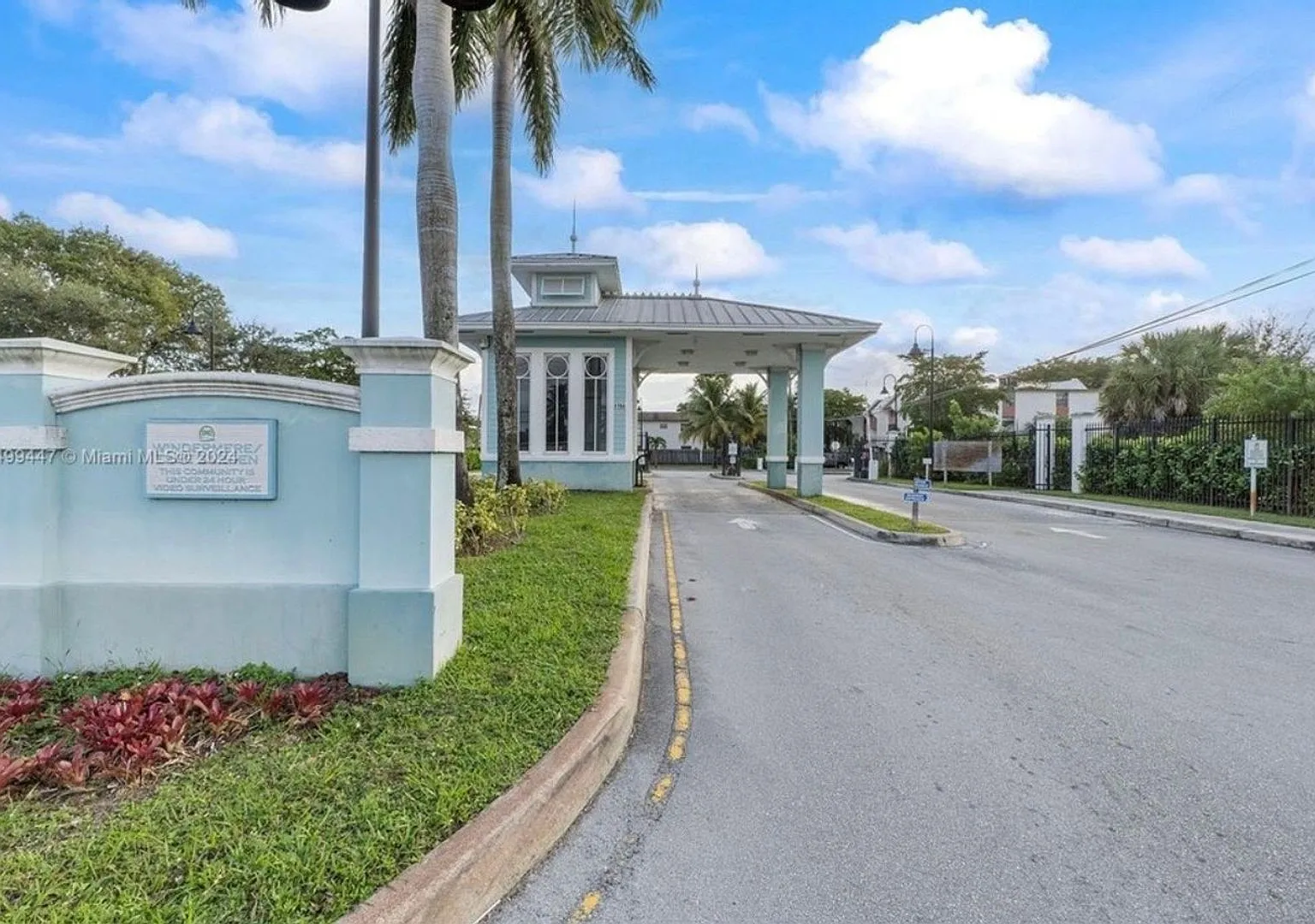 Spacious 3BR Condo in Fort Lauderdale — Photo 2