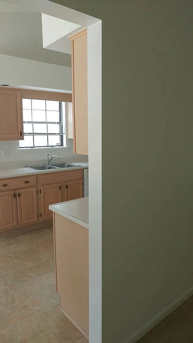 2 bed, 2.0 bath, 1254 sqft, $1,400 — Photo 3