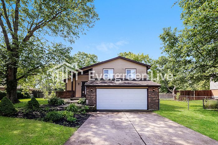 1st image of 4564 Linchmere Dr