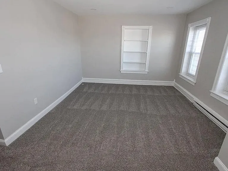 702 Main St #2 — Photo 10