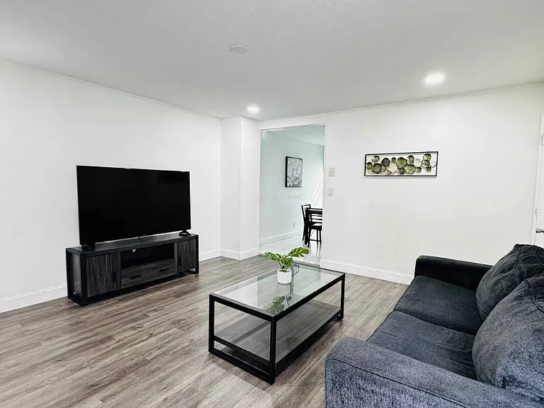 1602 Legion St #3 — Photo 10