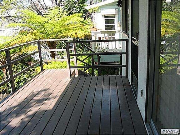 4th image of 506 Avocado Ave