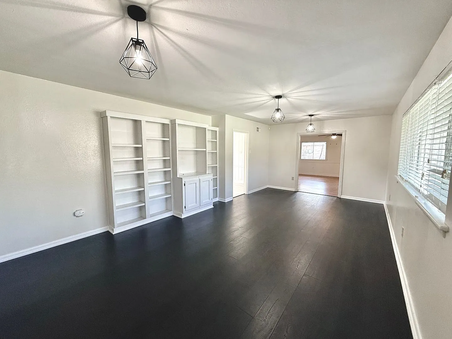 Updated 3 Bed, 2 Bath Broadmoor Home with Workshop & Fenced Yard — Photo 2