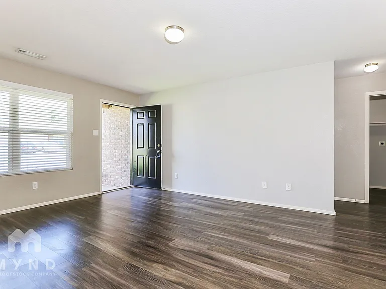 203 Palm St — Photo 7