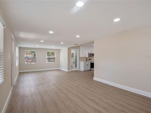 4th image of 5956 36th Ave N