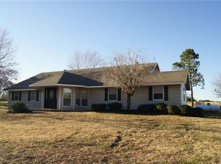 16849 Stage Coach Rd, Gravette, AR 72736