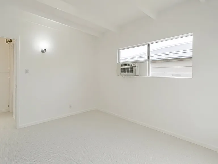 231 Junipero Ave #10 — Photo 8