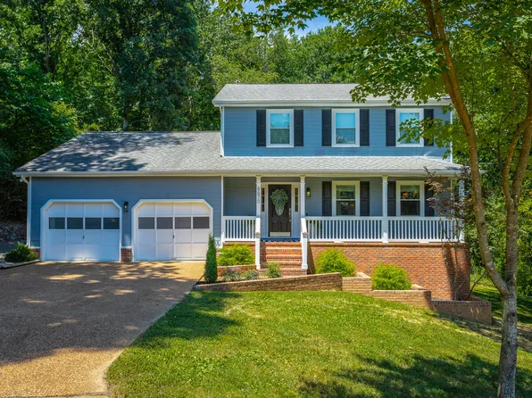 8670 Arbutus Dr, Hixson, TN 37343
