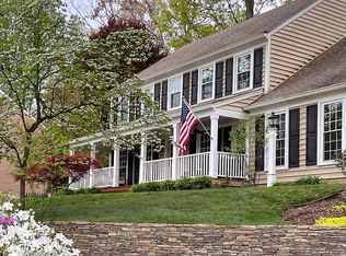 1612 Stowe Rd, Reston, VA 20194