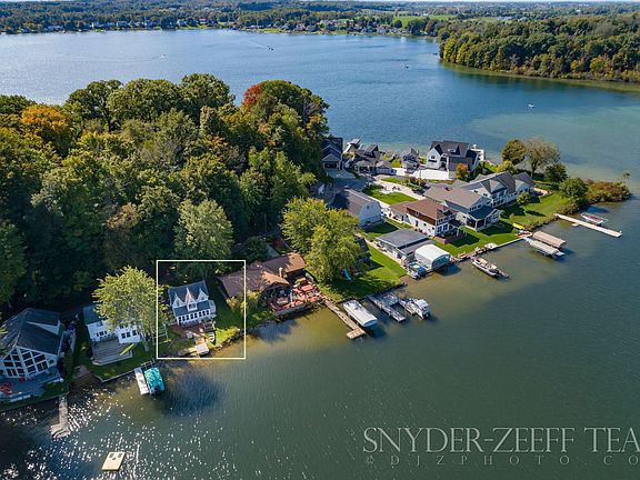 5th image of 481 N Lake Dr