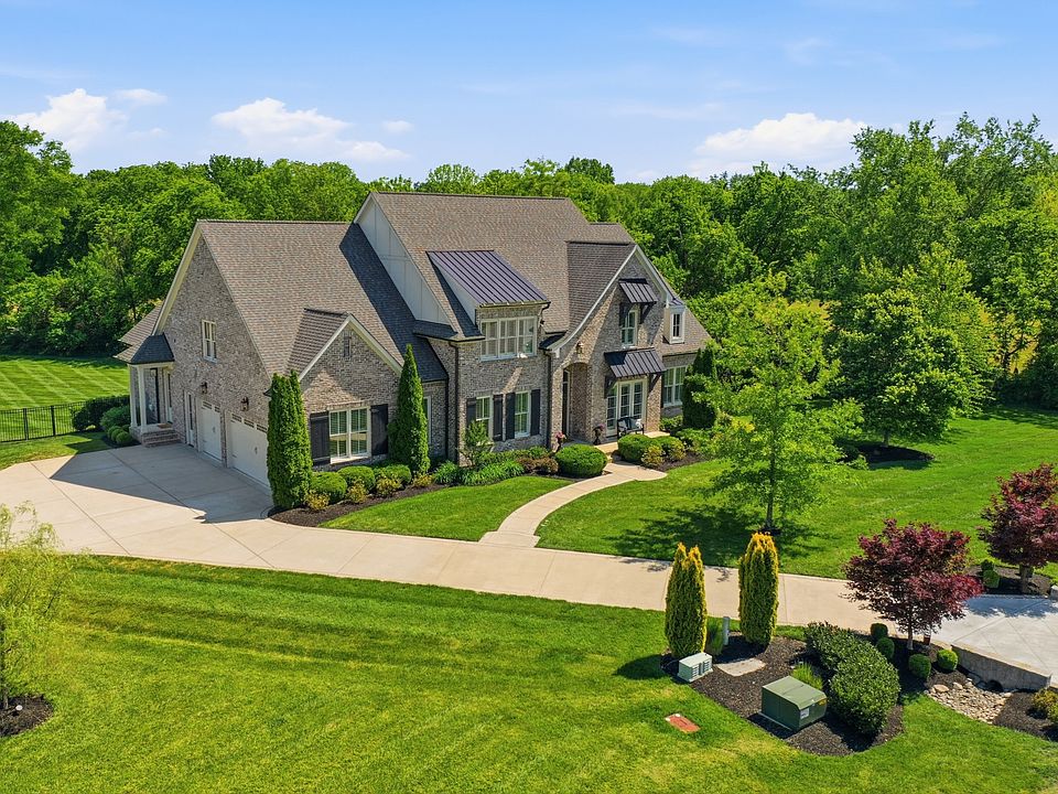 1st image of 1045 Buena Vista Dr