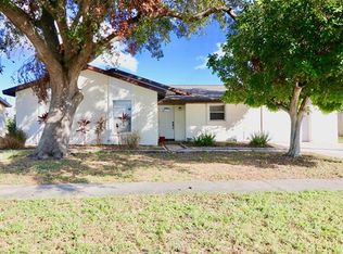 776 Friendly St, North Fort Myers, FL 33903