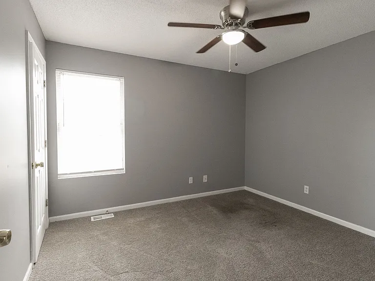 4903 Moniteau Ct — Photo 11