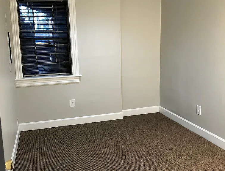 2510 Cliffbourne Pl NW #10 — Photo 9