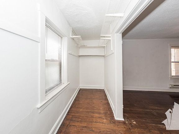 5th image of 2243 N Bissell St #1026