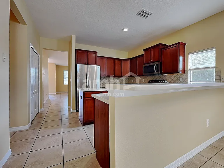 515 Corbett Bluff Dr — Photo 4
