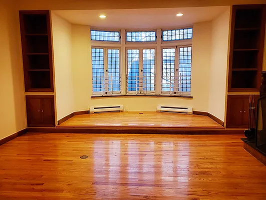 Rented by Corcoran | media 22