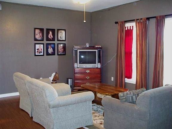 2nd image of 231 Jordyn Bailey Dr