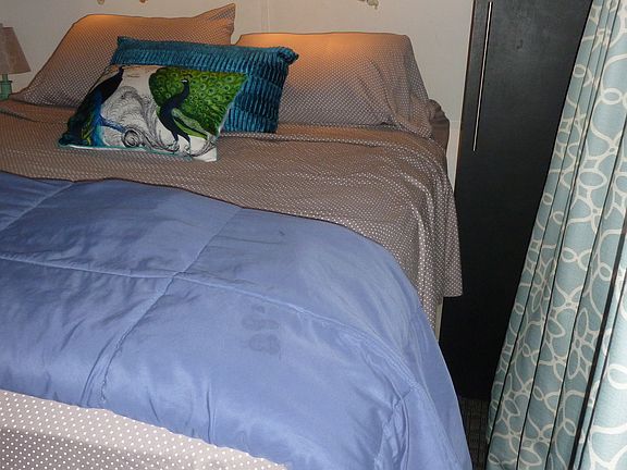 Queen bed