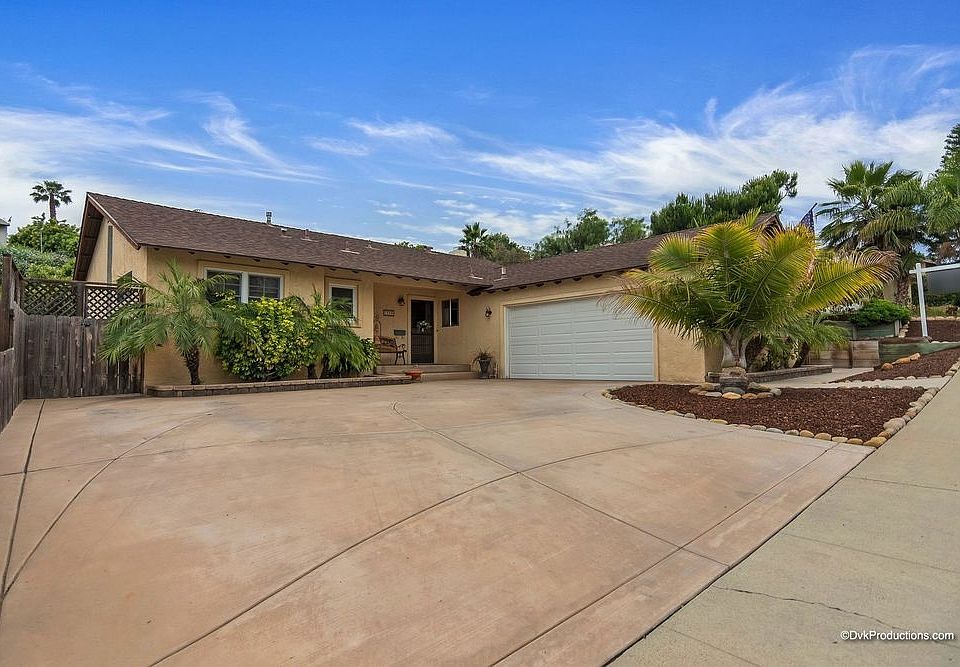 2818 Rhoades Rd San Diego CA 92139 Zillow