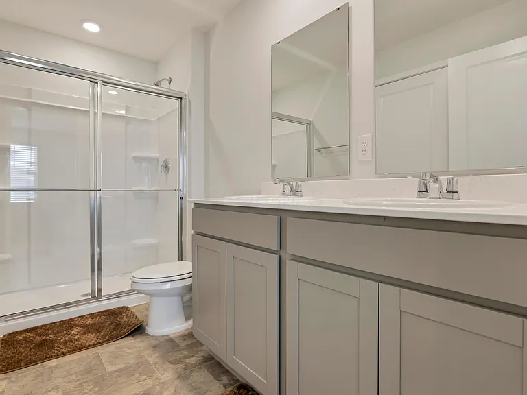 6302 Marinelli Dr N — Photo 33