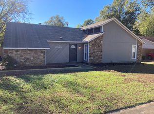 6089 Shade Tree Dr, Memphis, TN 38134