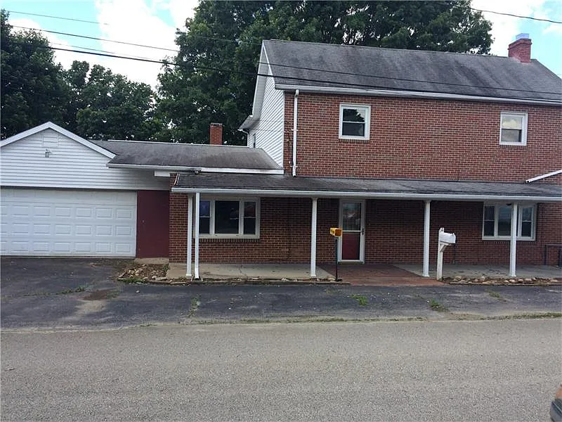 104 S Liberty St photo 1