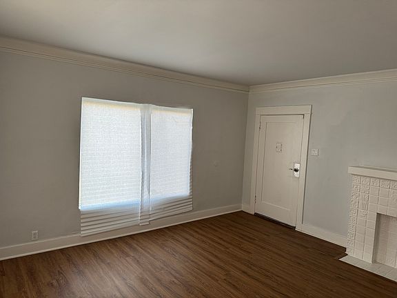 3rd image of 2817 12th Ave