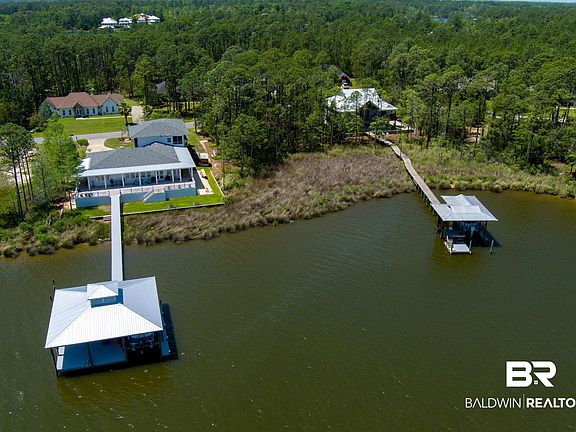 5th image of 8945 Bay Point Dr