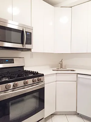 Rented by Capital Realty Investors, Inc | media 17
