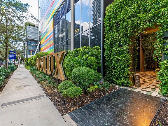 5th image of 801 S Miami Avenue #1706