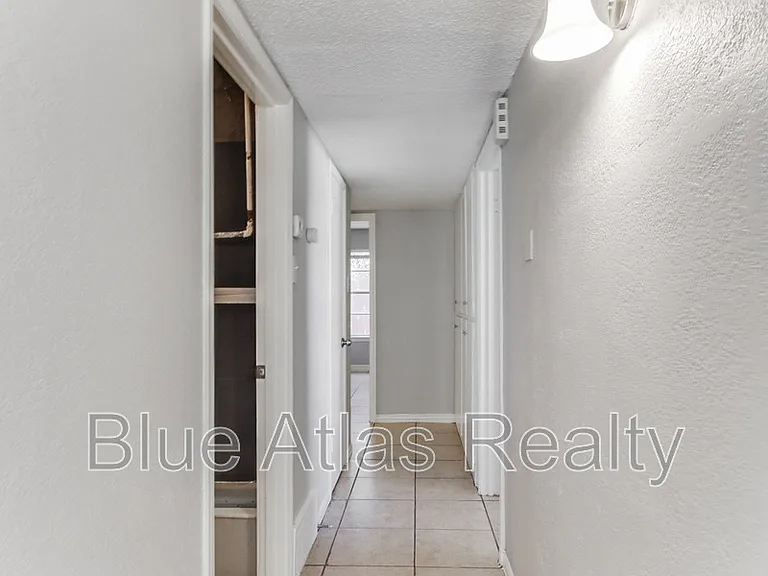 5352 Wonder Dr — Photo 7