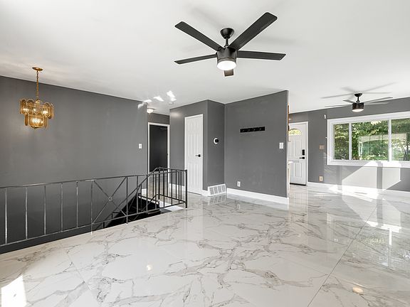 4th image of 304 Hamrick Ave