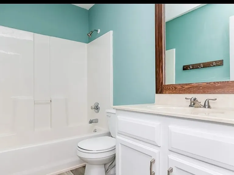 4105 Lakeside Dr — Photo 12
