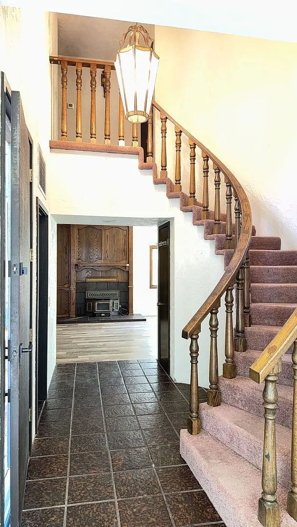 Building Photo - 3695 Brookside Dr