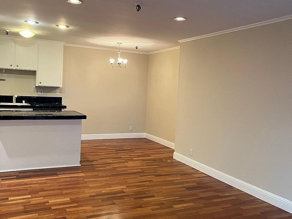Living room and dining off kitchen