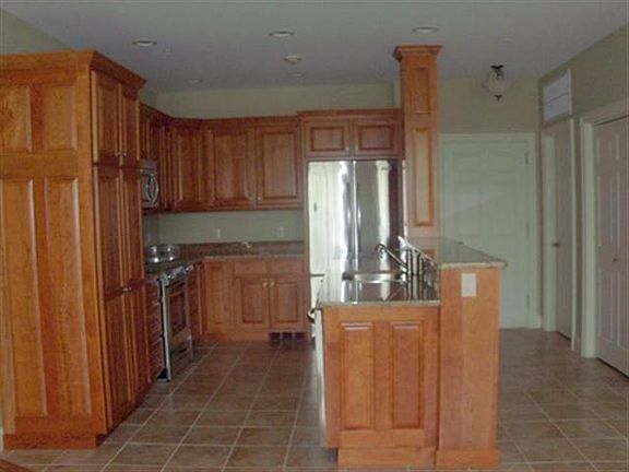 5th image of 1 Main St Suite 205