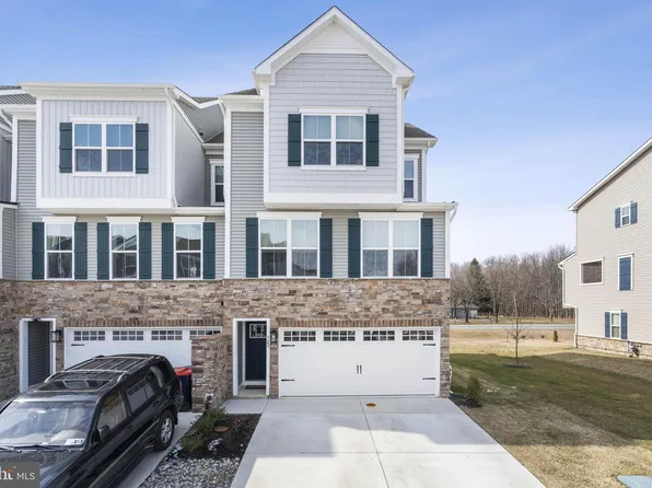 123 Torrey Dr, Newark, DE 19702