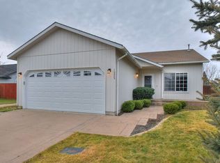 1925 N Harmony Ln, Greenacres, WA 99016