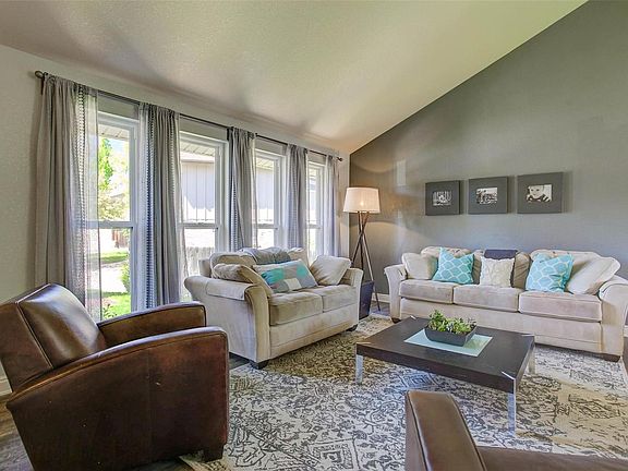 4th image of 4176 S Sidney Ct