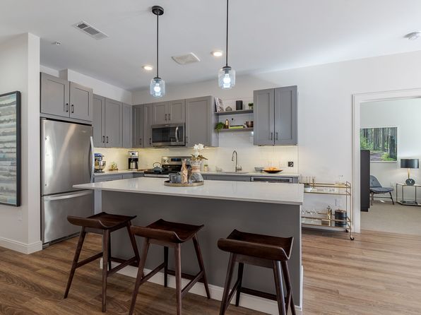 275 2nd Ave #3077