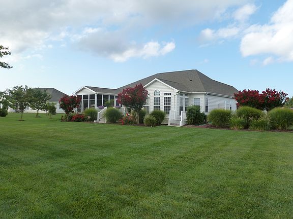 2nd image of 15257 Robinson Dr