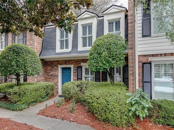 11 Jefferson Hill Pl NE, Atlanta, GA 30342