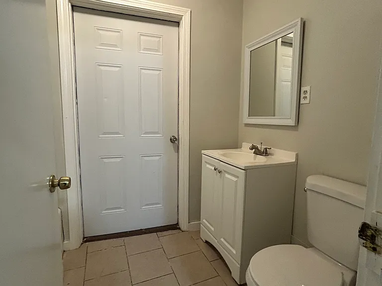 276 4th St Fall River, MA Two Units Available: Room for $600 & 1 Bedroom for $1,250! — Photo 6