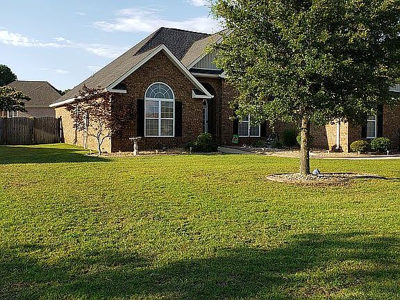 2nd image of 283 Hathersage Dr