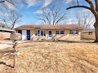 1712 Ranser Rd, Manhattan, KS 66502