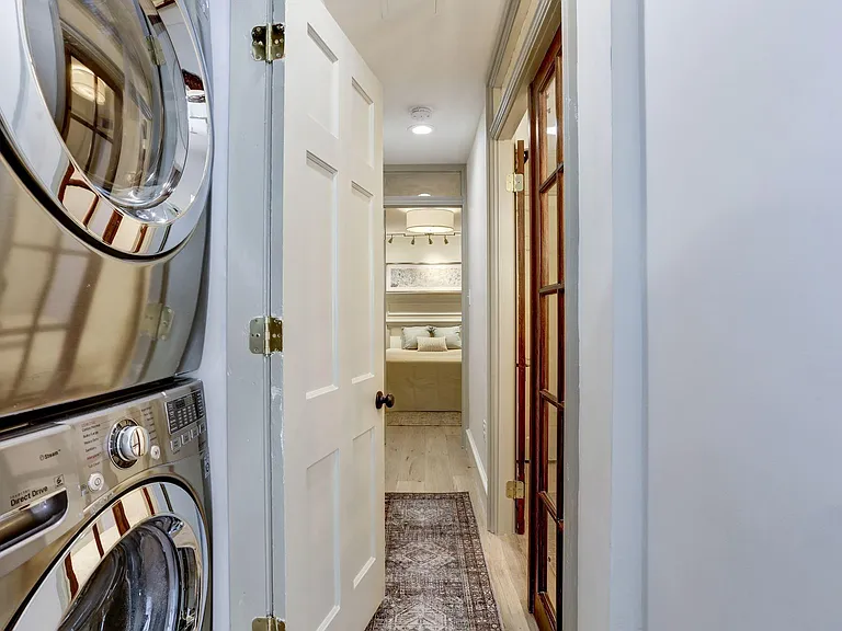 1416 Potomac Ave SE #2 — Photo 11