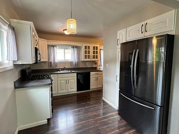4th image of 1012 Lones Dr