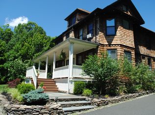 274 S Middletown Rd, Pearl River, NY 10965