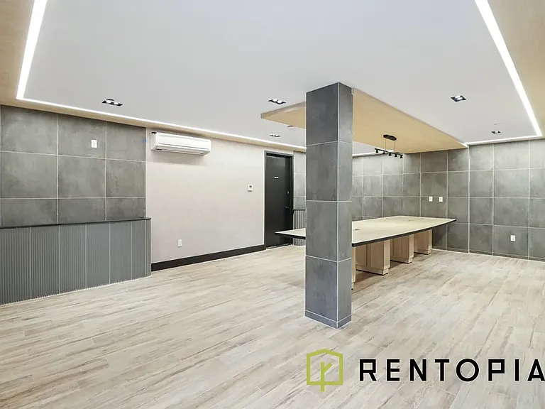 352 Meeker Ave #501E — Photo 16